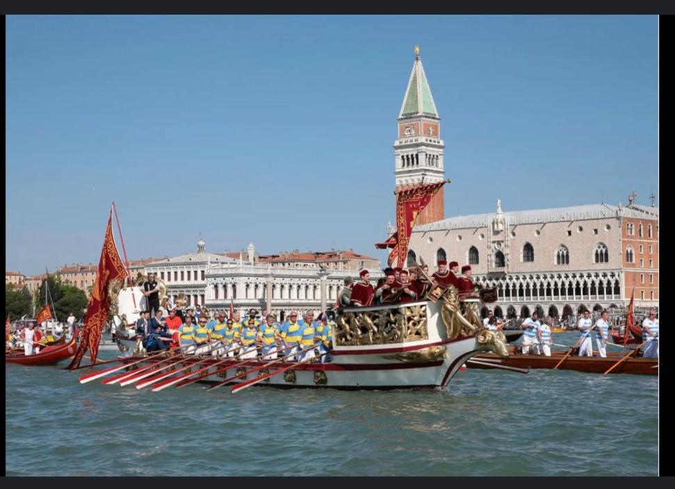 The B Collection - San Marco Riva Schiavoni Lägenhet Venedig Exteriör bild